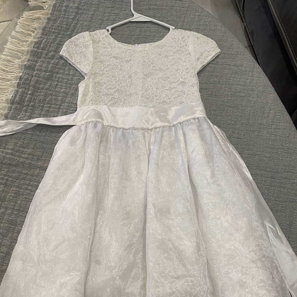Comunión white dress